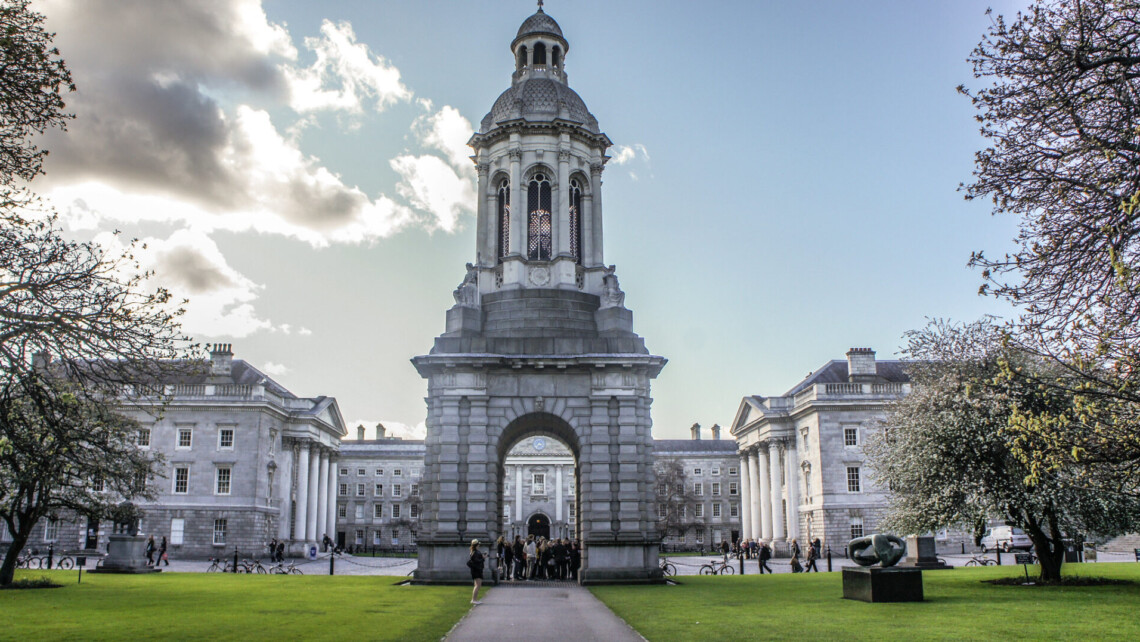 Vysokeskoly-Irsko-Trinity-College-Dublin-kampus2